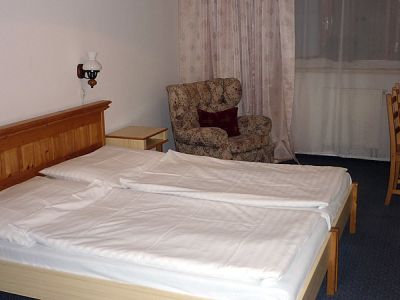 Hotel Ennius Клатови Екстер'єр фото